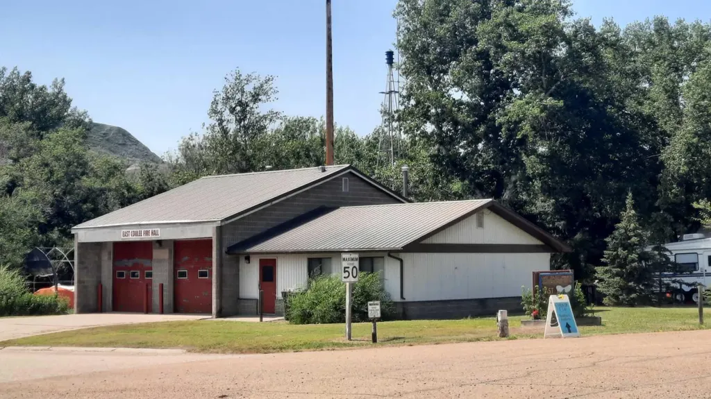 227 6 Street Drumheller AB T0J1B0