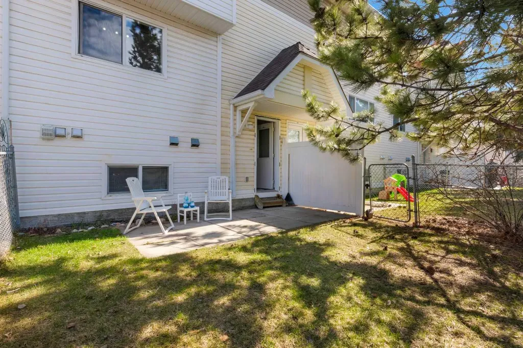 155 Tuscany Springs Gardens NW Calgary AB T3L2R5