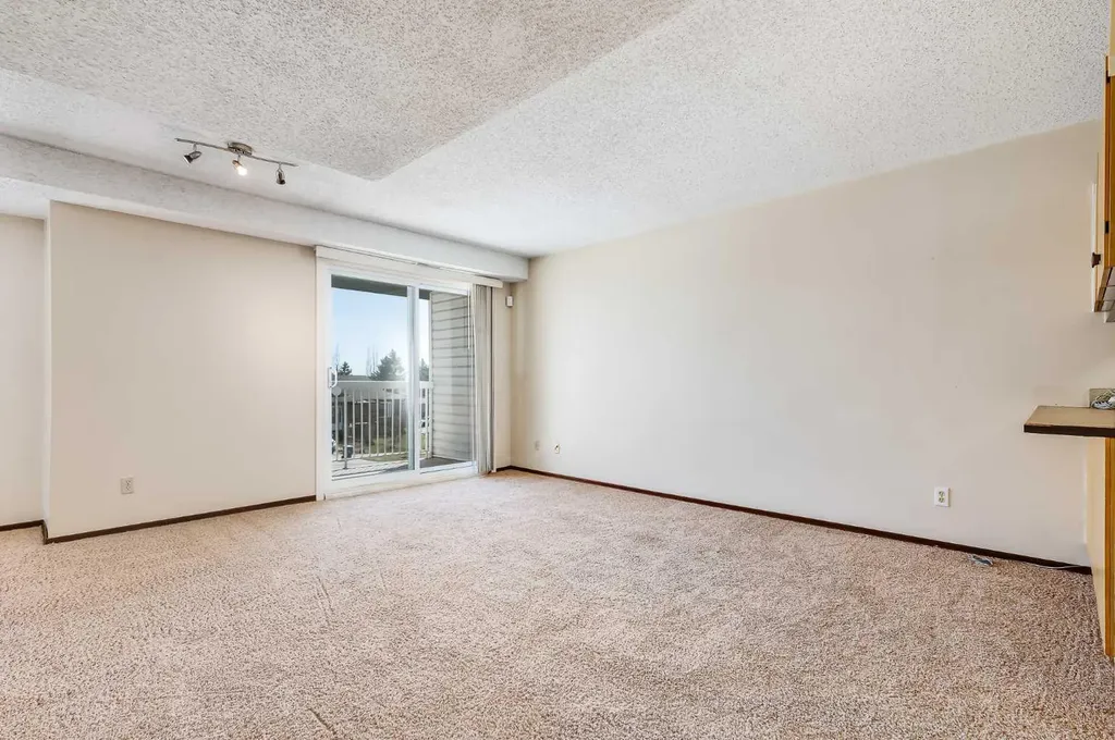 3705 Fonda Way SE Calgary AB T2A 6G9