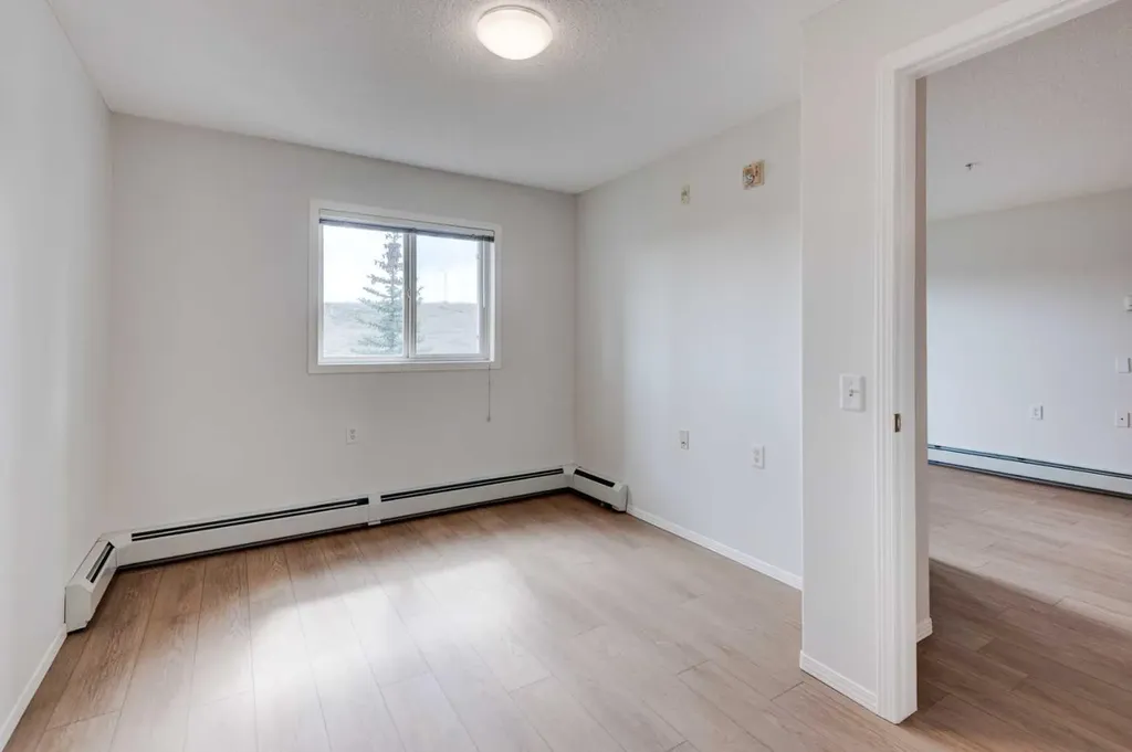 5000 Somervale Court SW Calgary AB T2Y 4M1