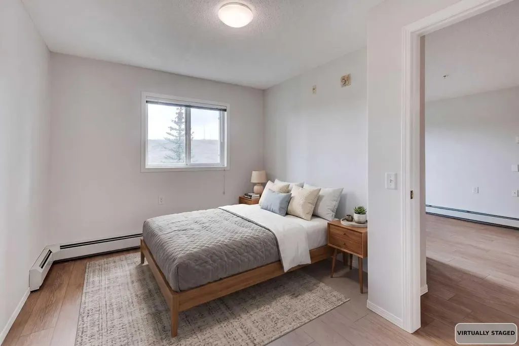 5000 Somervale Court SW Calgary AB T2Y 4M1