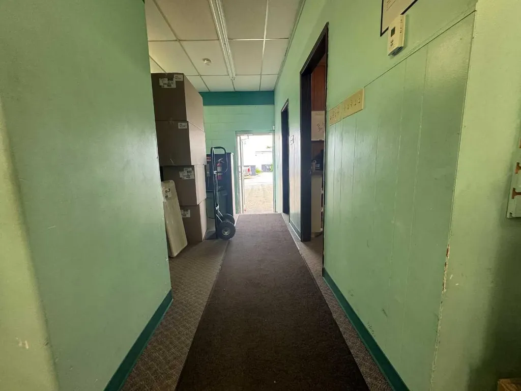 5026 50 Avenue Ponoka AB T4J1G3