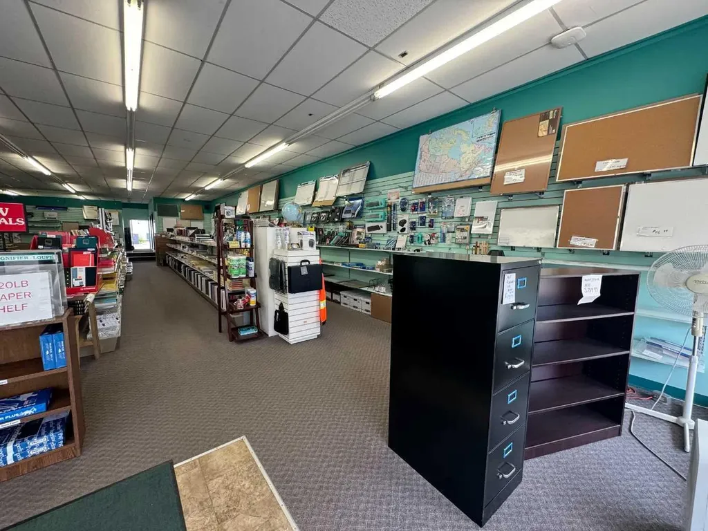 5026 50 Avenue Ponoka AB T4J1G3