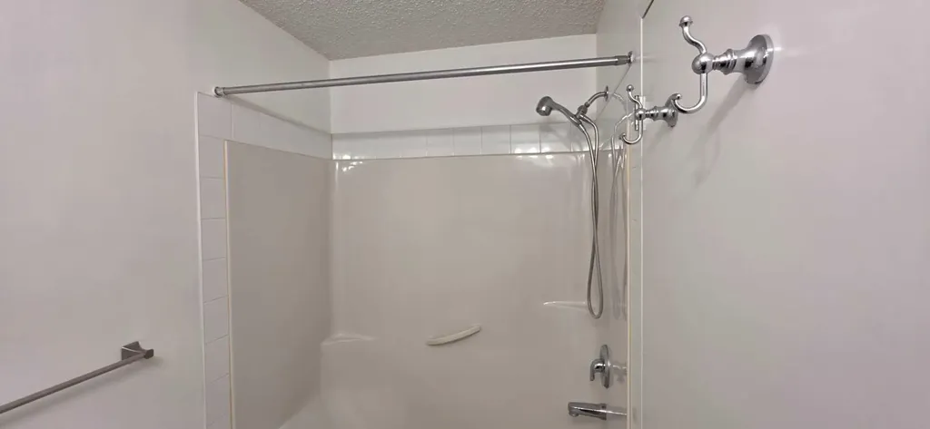 73 Erin Woods Court SE Calgary AB T2B3V2
