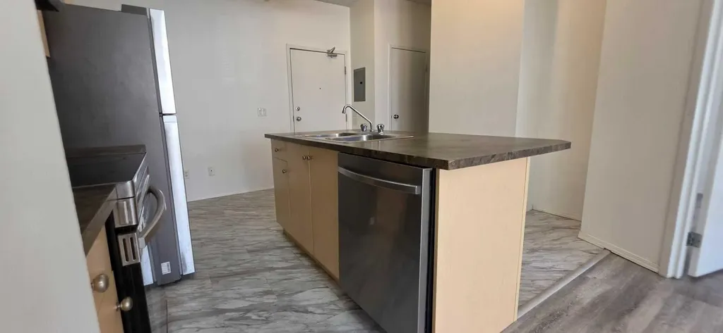73 Erin Woods Court SE Calgary AB T2B3V2