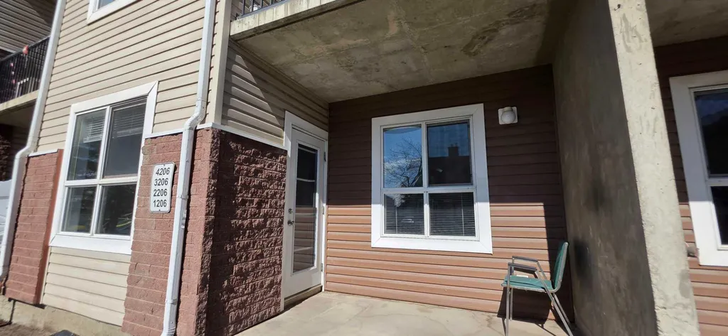 73 Erin Woods Court SE Calgary AB T2B3V2