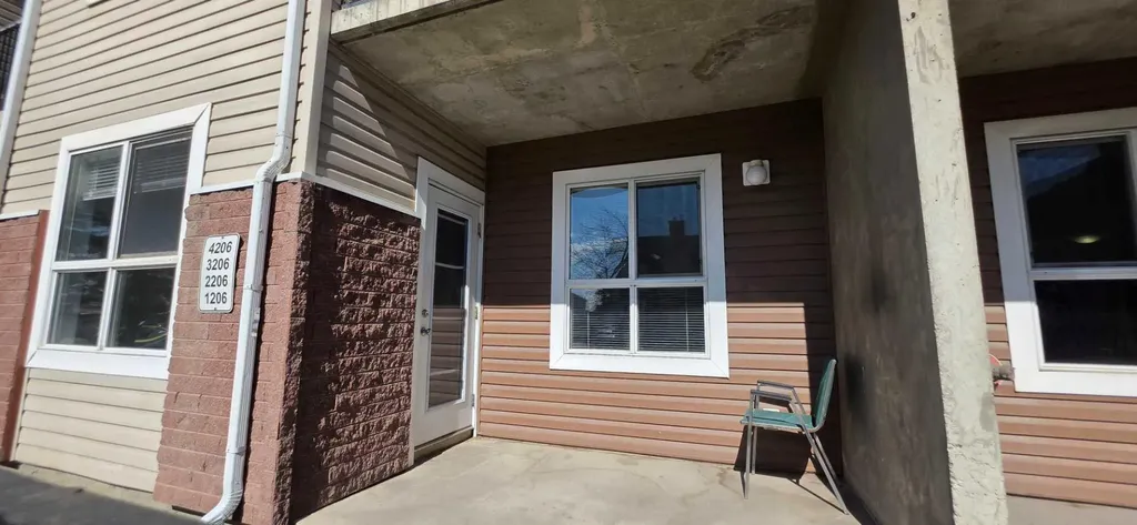 73 Erin Woods Court SE Calgary AB T2B3V2