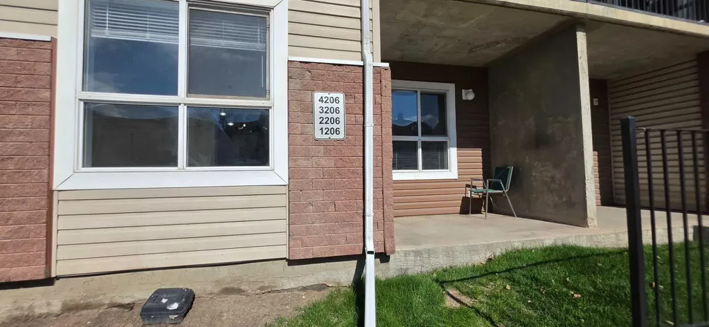 73 Erin Woods Court SE Calgary AB T2B3V2