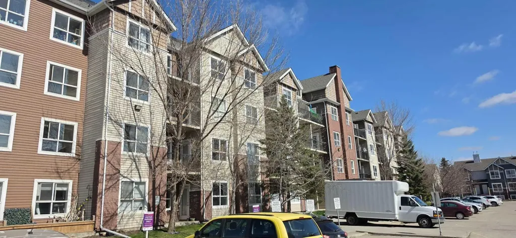 73 Erin Woods Court SE Calgary AB T2B3V2