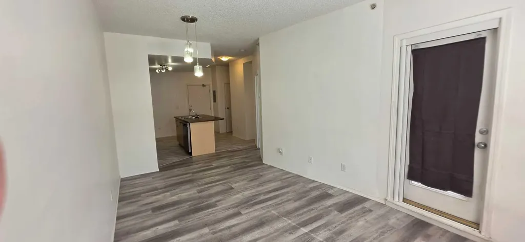 73 Erin Woods Court SE Calgary AB T2B3V2