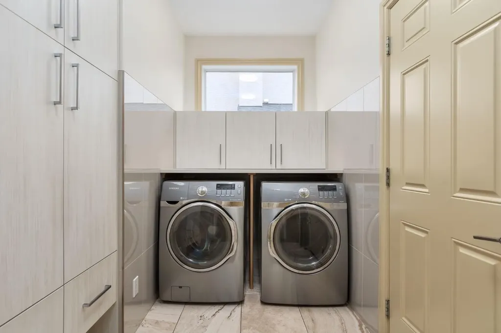 401 Marina Drive Chestermere AB T1X 1V8