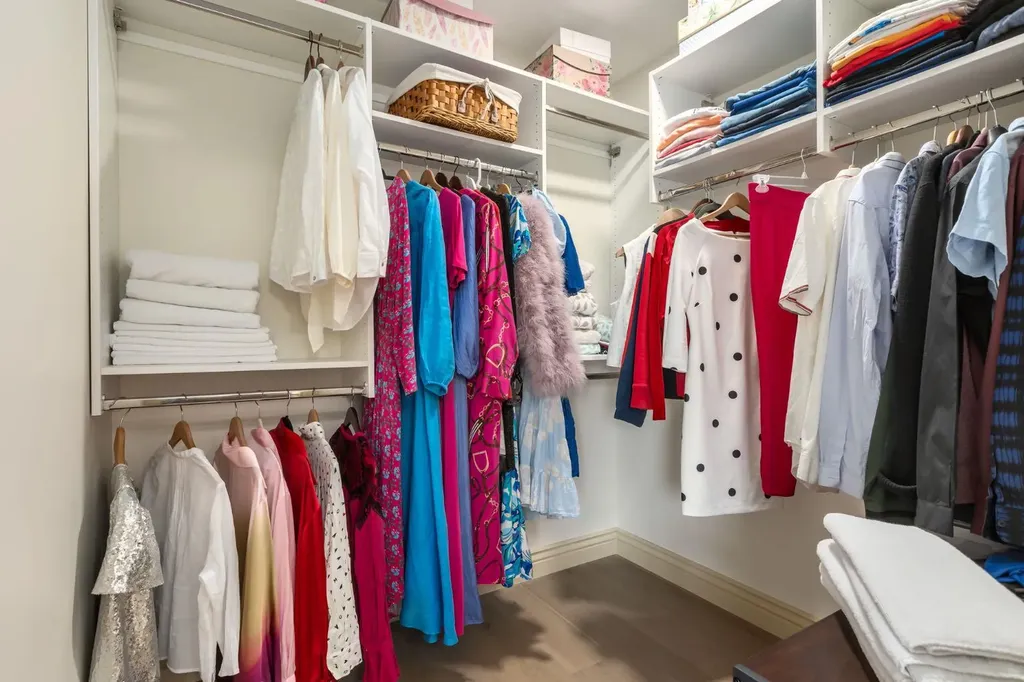 401 Marina Drive Chestermere AB T1X 1V8