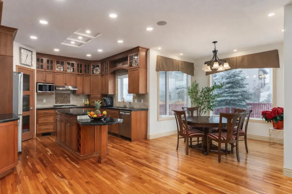 401 Marina Drive Chestermere AB T1X 1V8