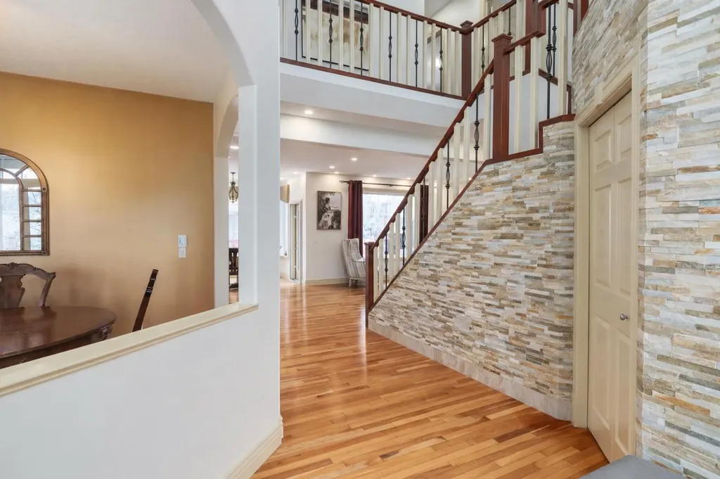401 Marina Drive Chestermere AB T1X 1V8
