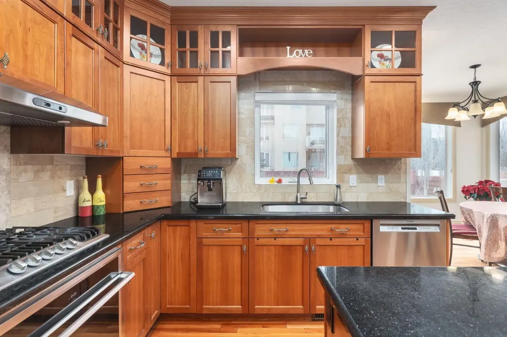 401 Marina Drive Chestermere AB T1X 1V8