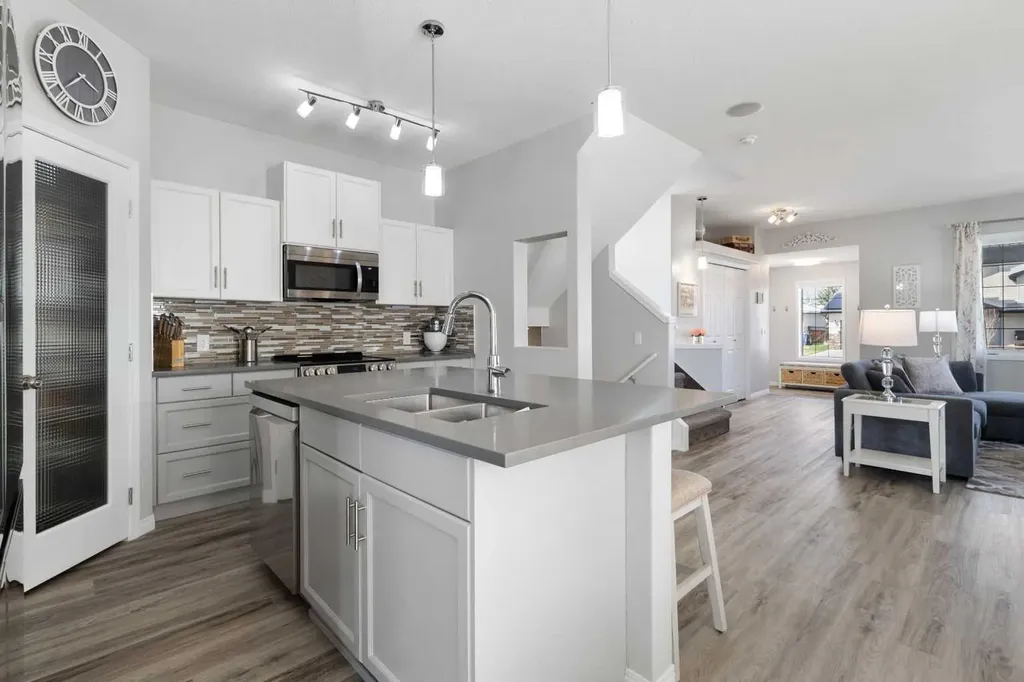 15 Skara Brae Close Carstairs AB T0M 0N0