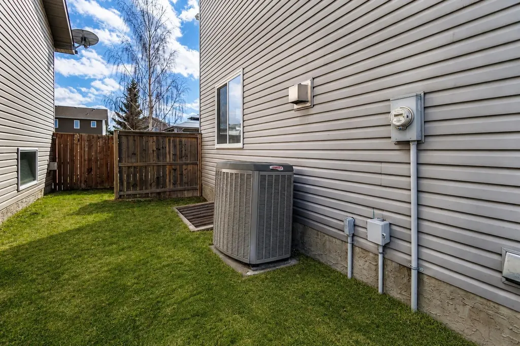 15 Skara Brae Close Carstairs AB T0M 0N0