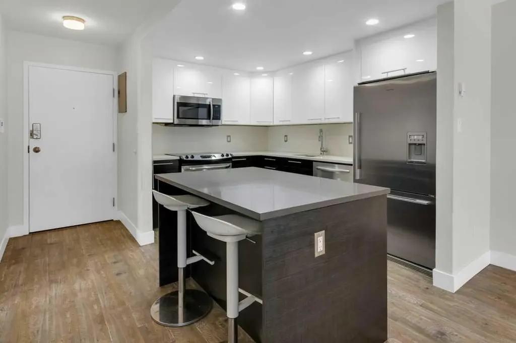 3402 Parkdale Boulevard NW Calgary AB T2N 3T4