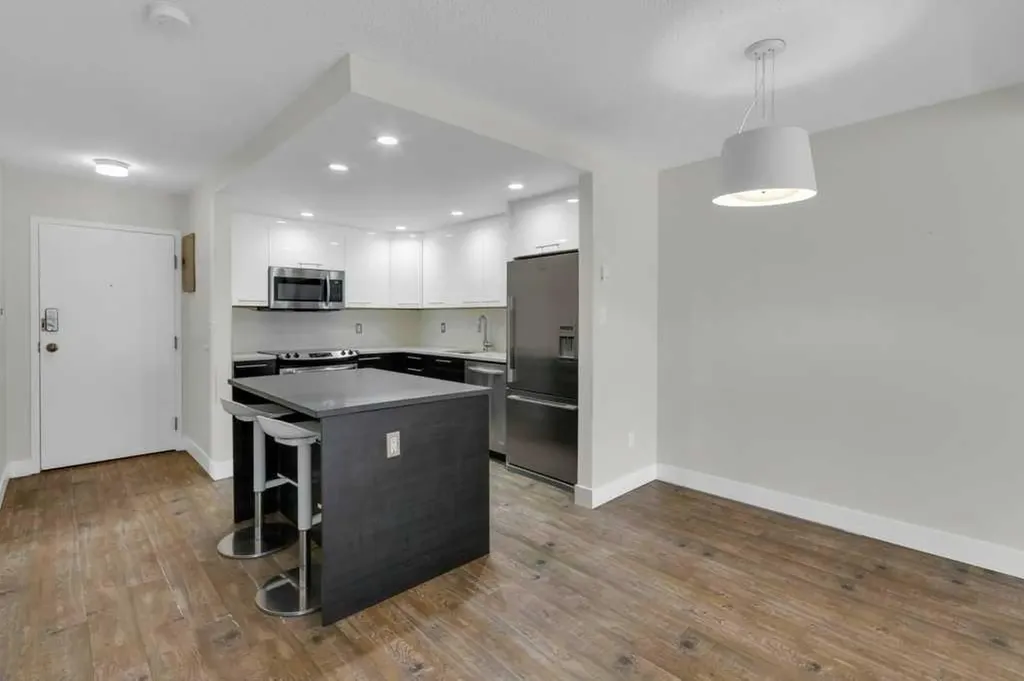 3402 Parkdale Boulevard NW Calgary AB T2N 3T4