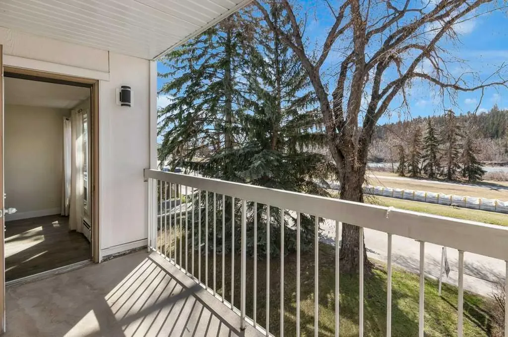 3402 Parkdale Boulevard NW Calgary AB T2N 3T4