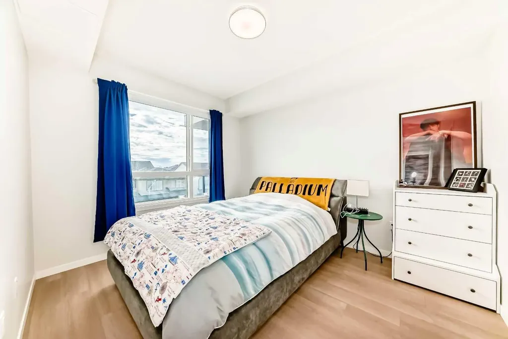 33 Carringham Gate NW Calgary AB T3P 2H6