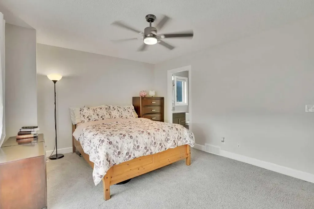 972 Windsong Drive SW Airdrie AB T4B 0P2