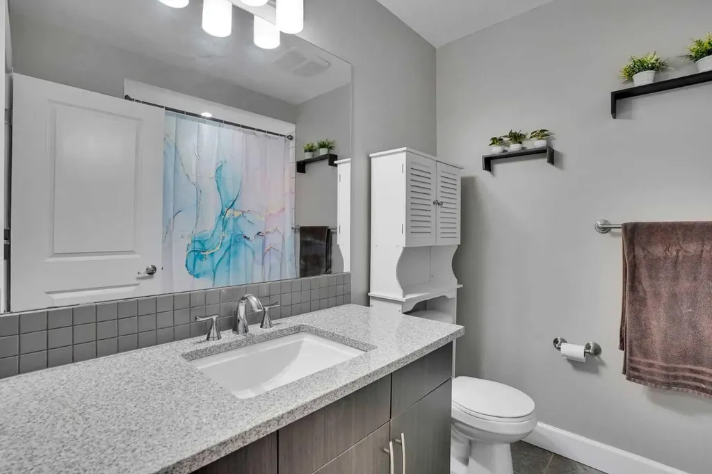 972 Windsong Drive SW Airdrie AB T4B 0P2