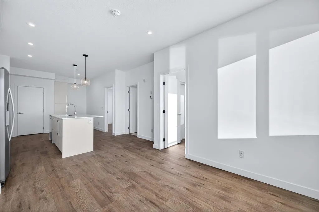 44 Skyview Parkway NE Calgary AB T3N2R8