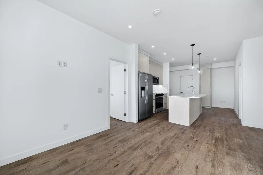 44 Skyview Parkway NE Calgary AB T3N2R8