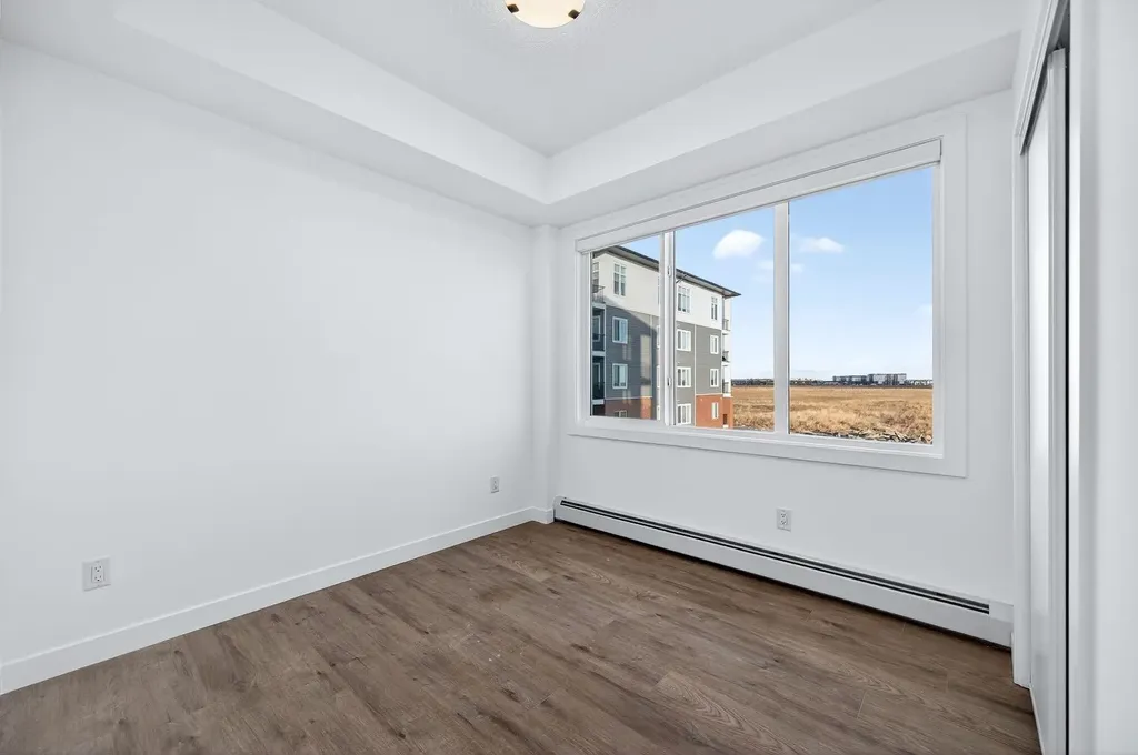 44 Skyview Parkway NE Calgary AB T3N2R8
