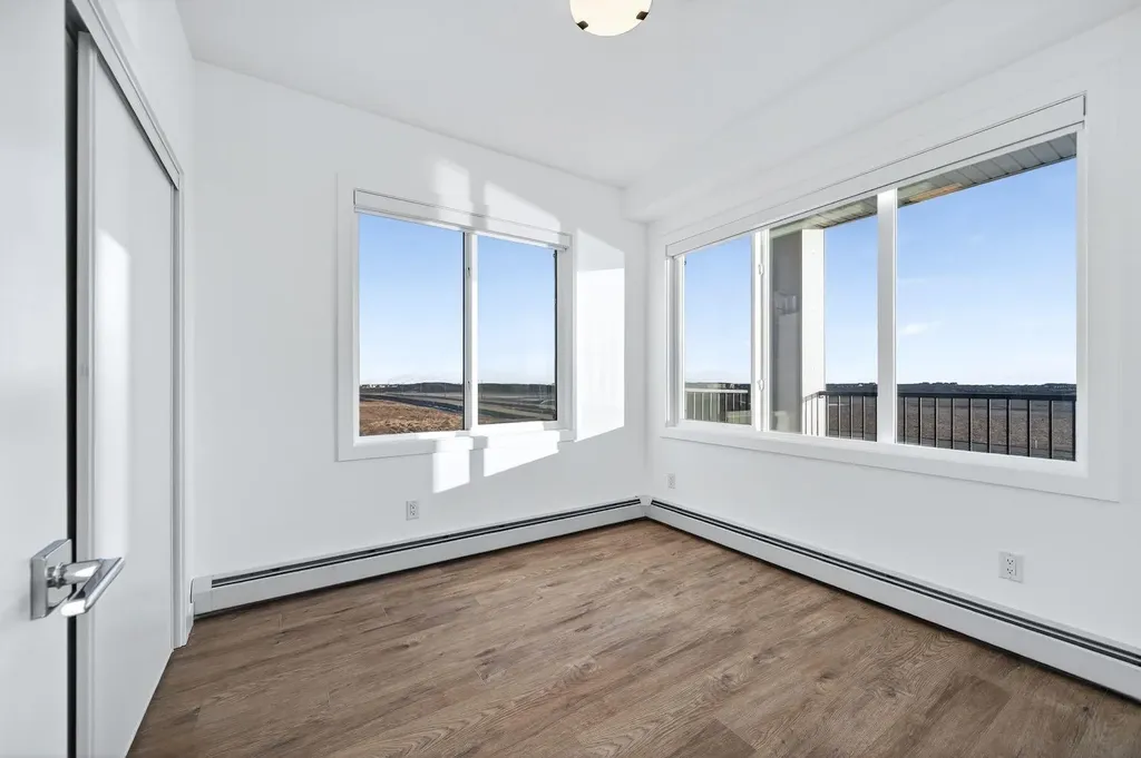 44 Skyview Parkway NE Calgary AB T3N2R8
