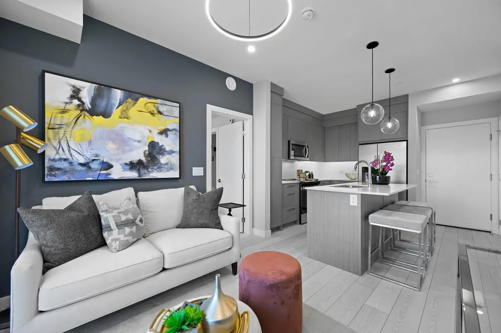 63 Corner Glen Crescent NE Calgary AB T3N2R6