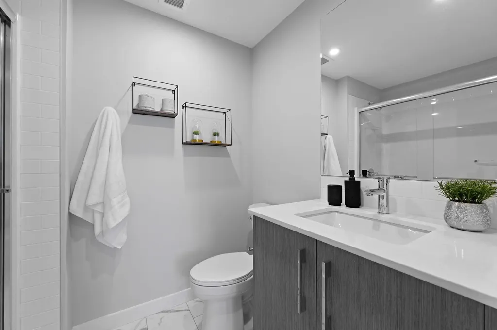 63 Corner Glen Crescent NE Calgary AB T3N2R6