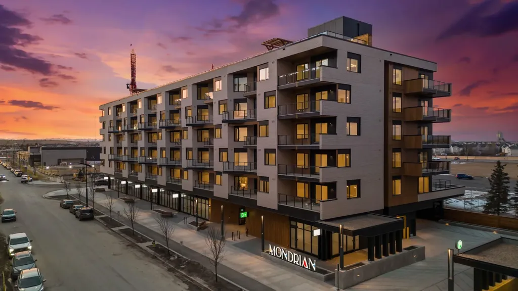 8370 Broadcast Avenue SW Calgary AB T3H 6L3