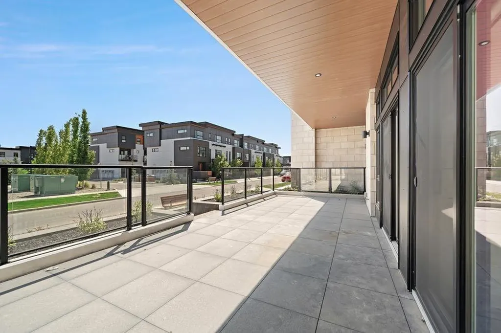 835 78 Street SW Calgary AB T3H6H6