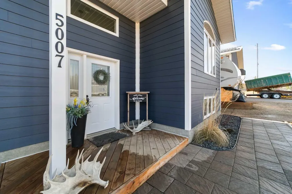 5007 52 Street Amisk AB T0B0B0