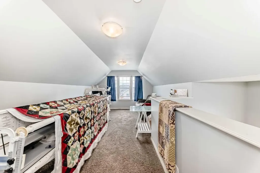 404 Redstone Grove NE Calgary AB T3N 0J3