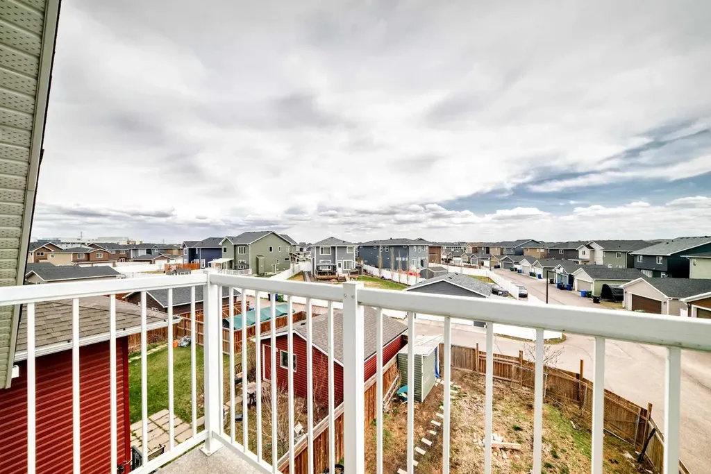 404 Redstone Grove NE Calgary AB T3N 0J3