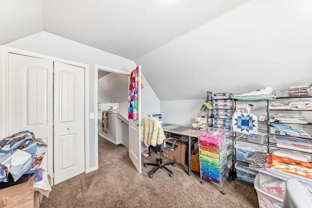 404 Redstone Grove NE Calgary AB T3N 0J3