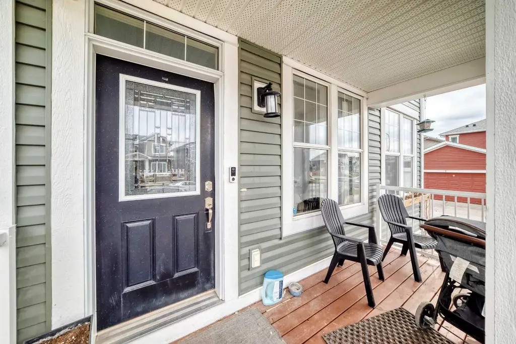 404 Redstone Grove NE Calgary AB T3N 0J3