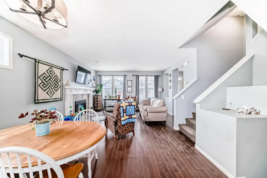 404 Redstone Grove NE Calgary AB T3N 0J3