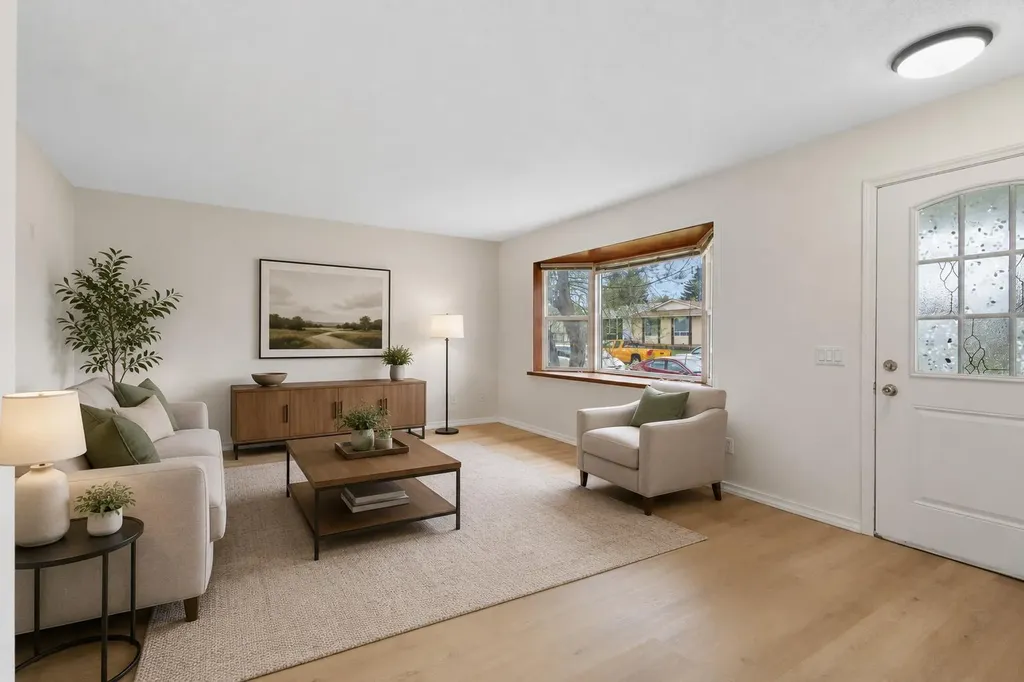268 Madeira Place NE Calgary AB T2A5T1