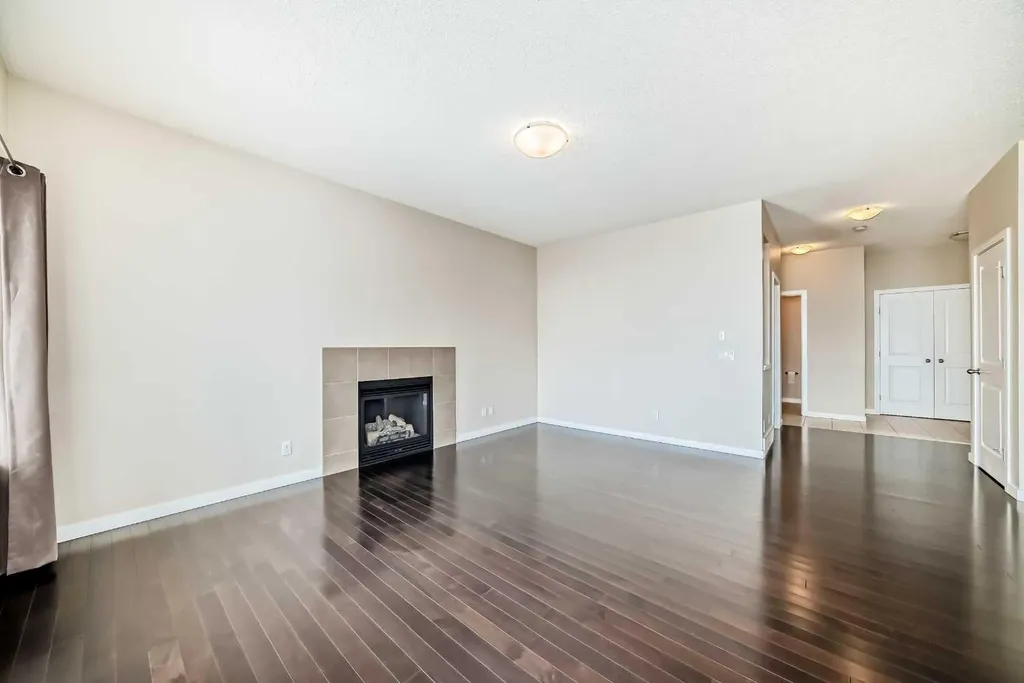 12 Kincora Mews NW Calgary AB T3R 0N3