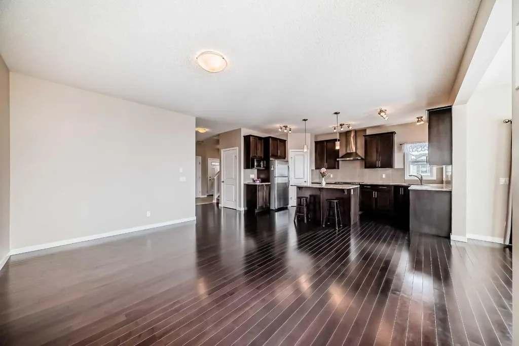 12 Kincora Mews NW Calgary AB T3R 0N3