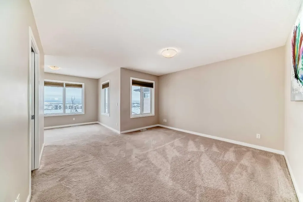 12 Kincora Mews NW Calgary AB T3R 0N3
