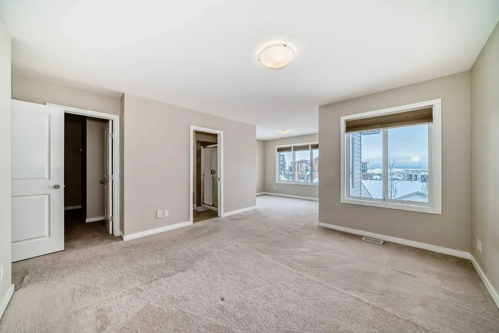 12 Kincora Mews NW Calgary AB T3R 0N3