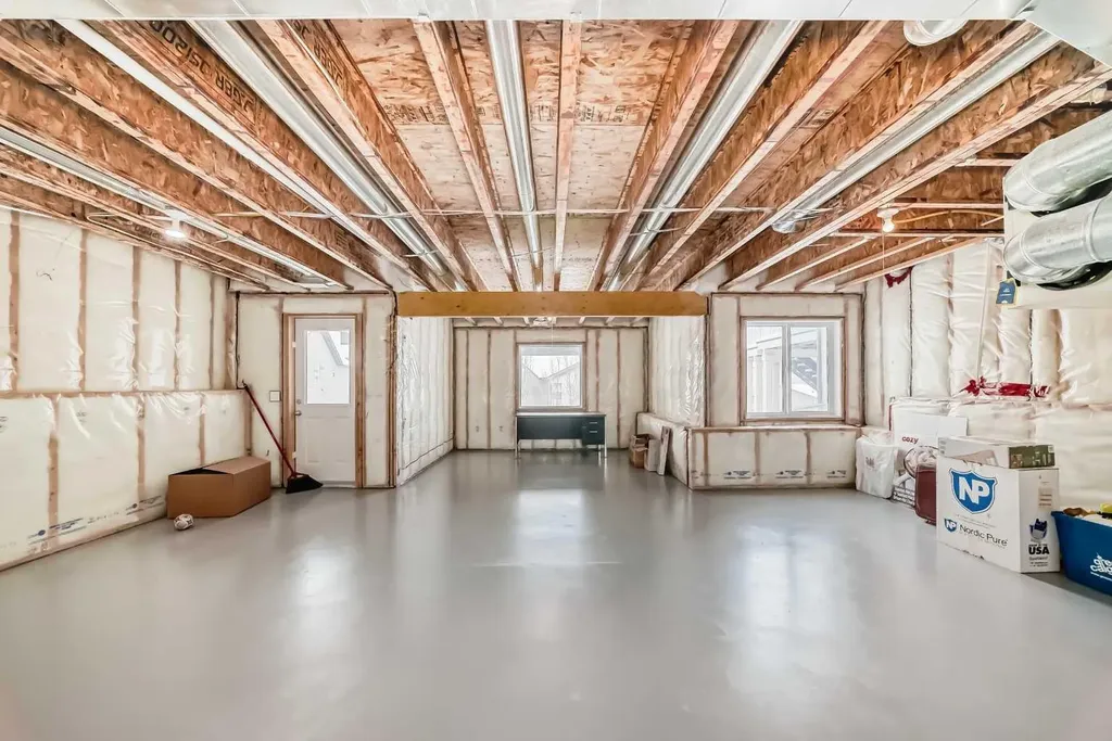 12 Kincora Mews NW Calgary AB T3R 0N3