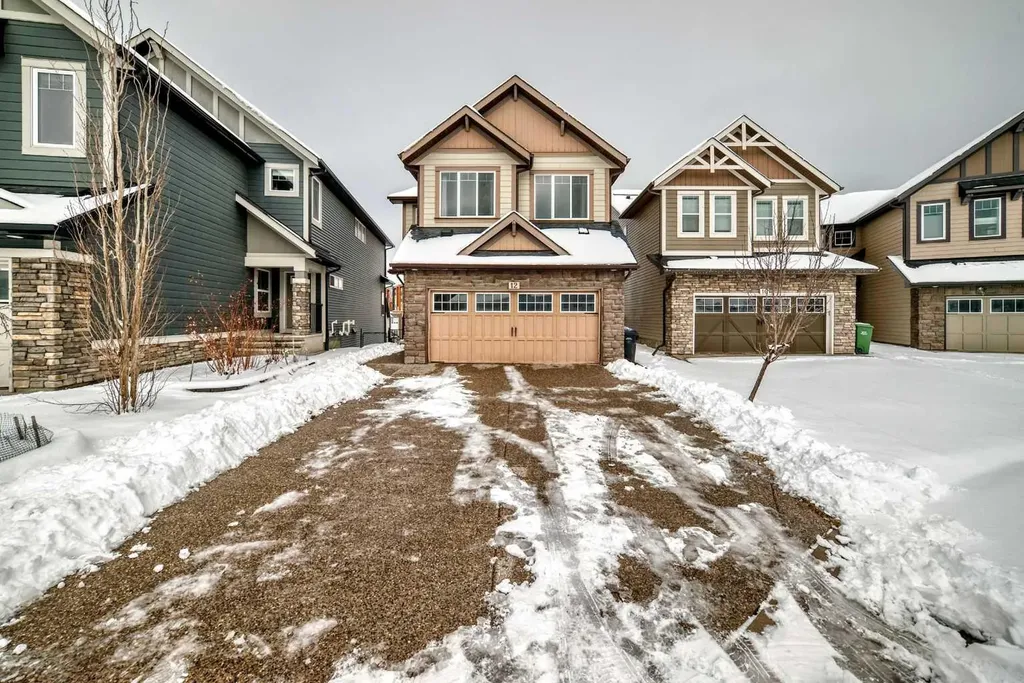 12 Kincora Mews NW Calgary AB T3R 0N3