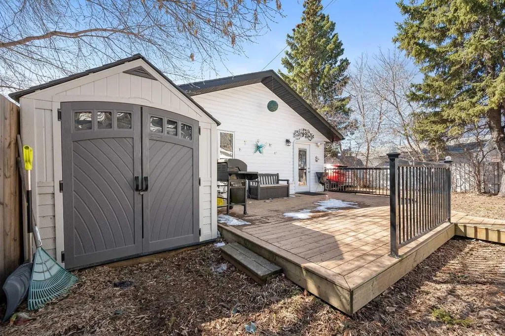 4811 40 Street Lloydminster SK S9V 0C3