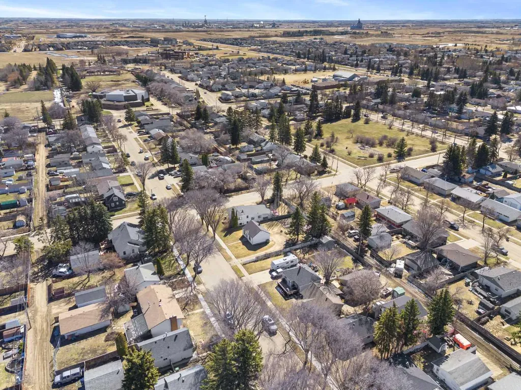 4811 40 Street Lloydminster SK S9V 0C3